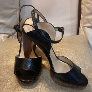 Talbots Graduated back out Heels